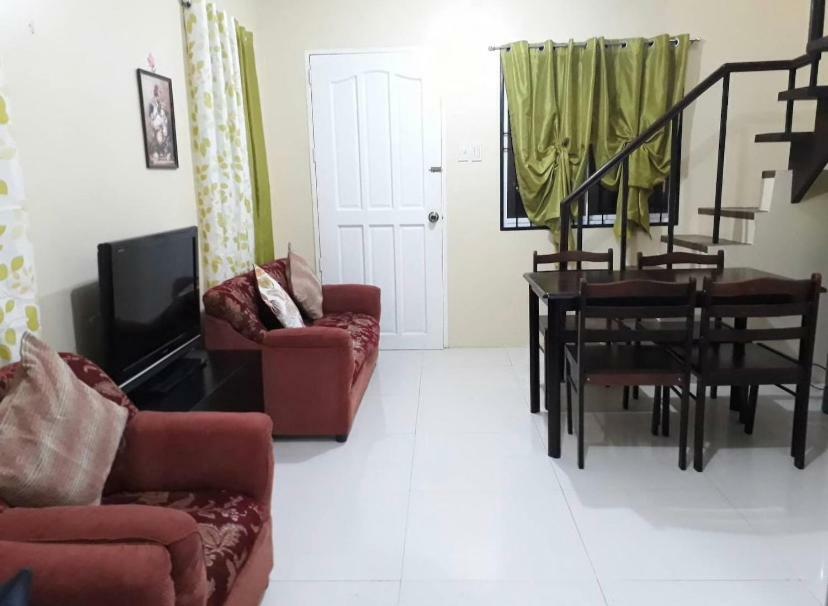 Hillview Apt W/ Pool Access - Free Wifi Тагбиларан Сити Екстериор снимка